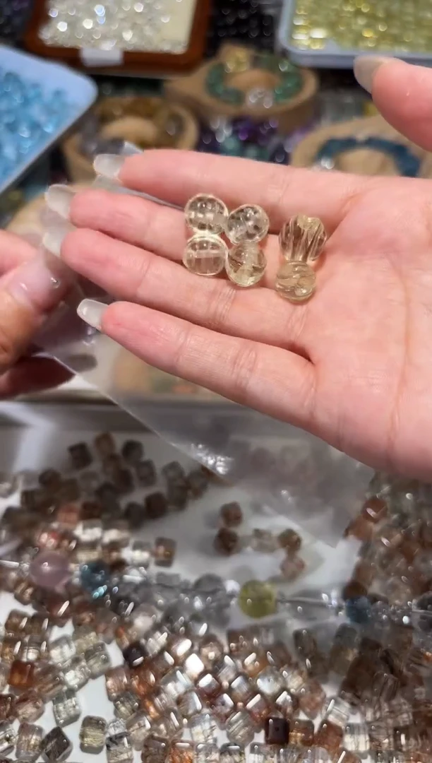 水晶手串未镶嵌J99黄水晶双面护甲一个