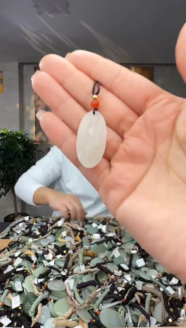 颈饰未镶嵌和田玉拍一发一多样性发货