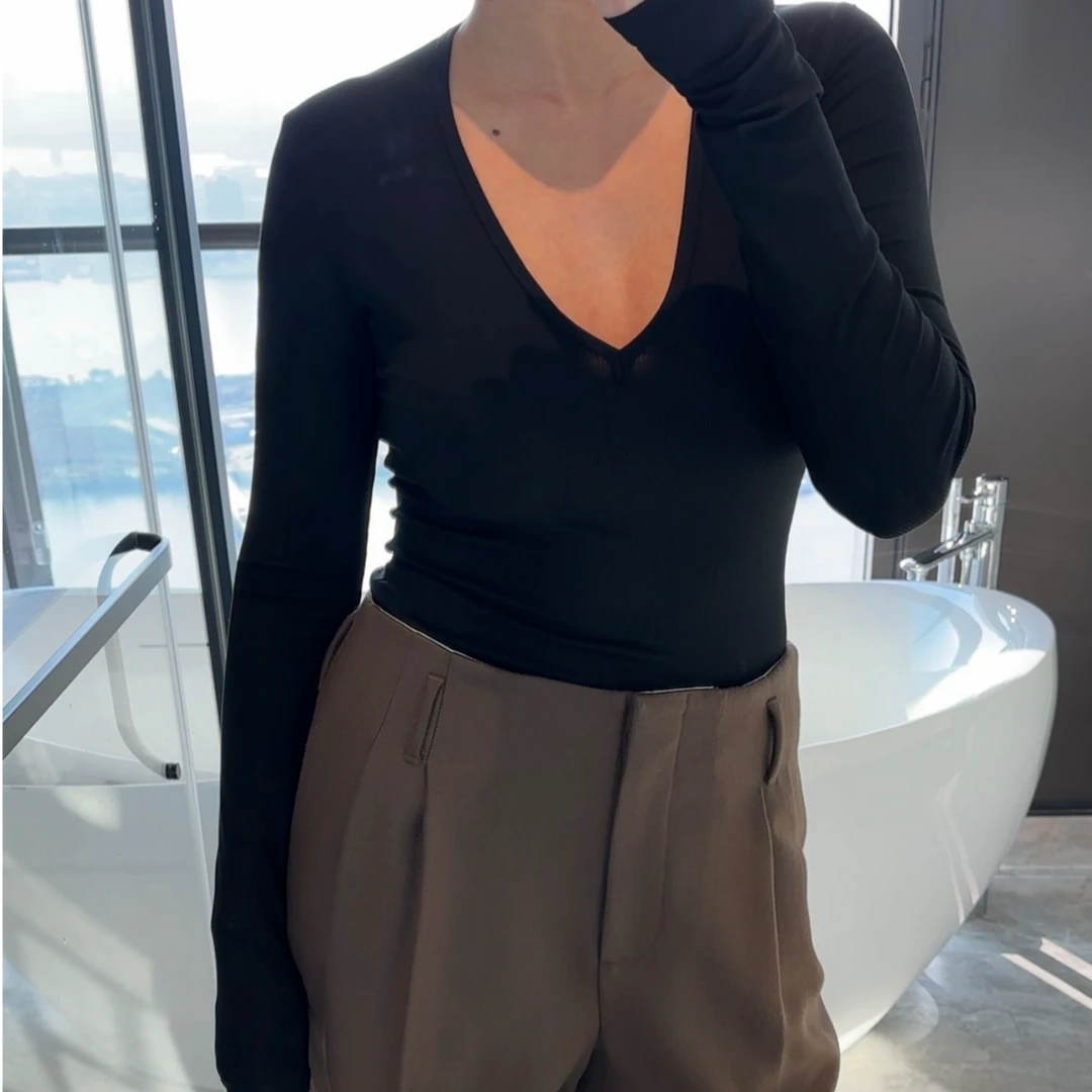 【zhao】法式极简深V领长袖打底衫丨赵娜高端女装冬新款高品质