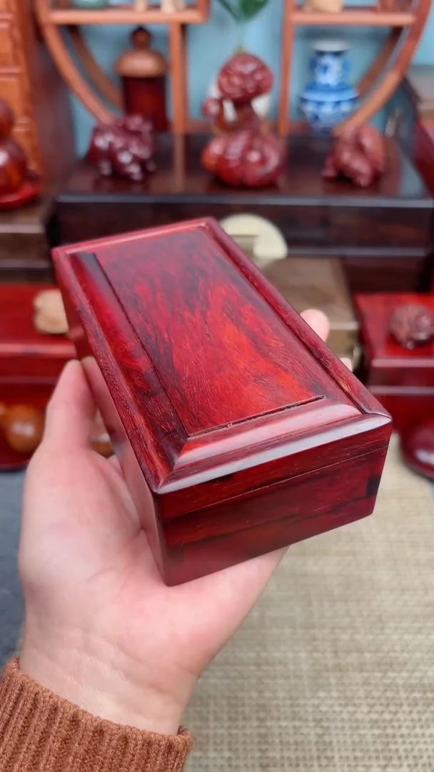 【闪购商品】老板娘推荐小叶盒子