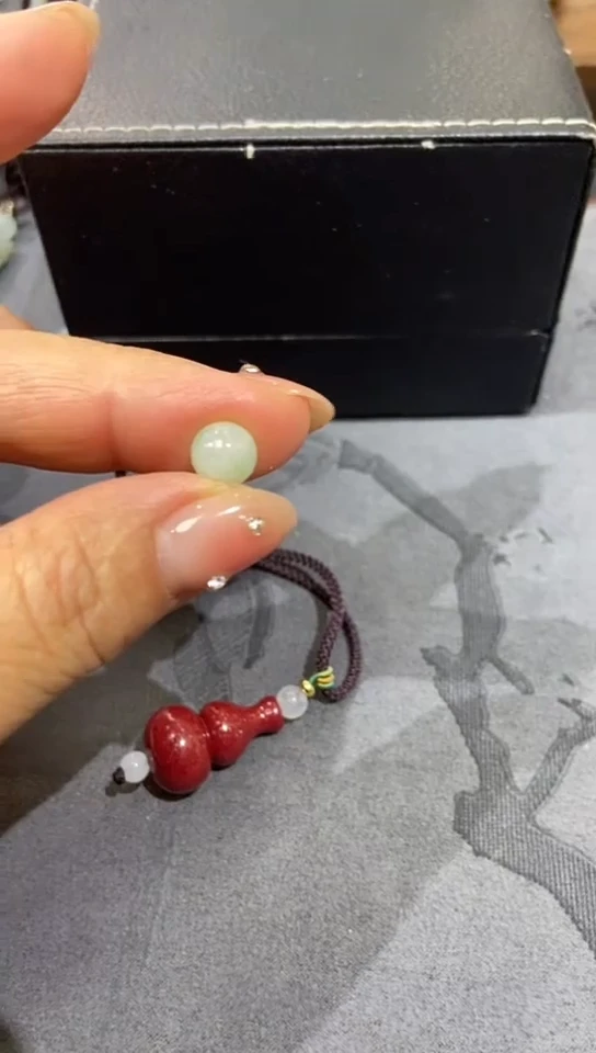 【闪购商品】翡翠颈饰未镶嵌吊坠