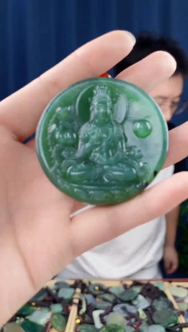 未镶嵌和田玉挂件拍一发一，多样性发货