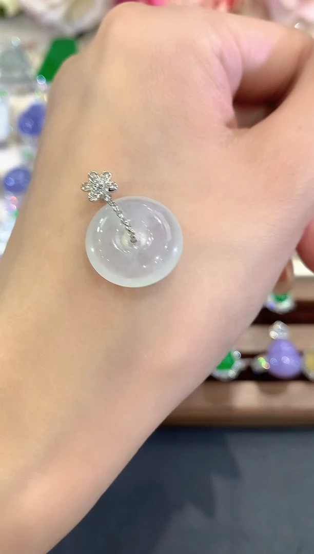 吊坠(不含链)18K金镶嵌翡翠q31