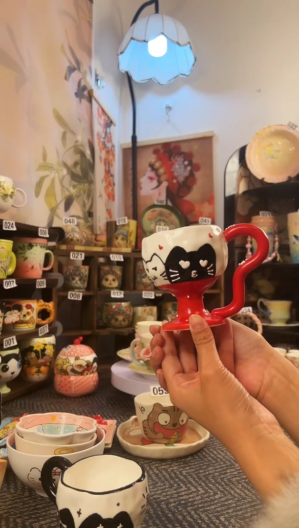 景德镇设计款手工手绘杯杯