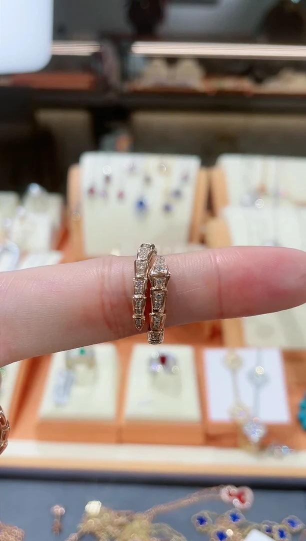 【闪购商品】钻石戒指/指环18K金镶嵌戒指