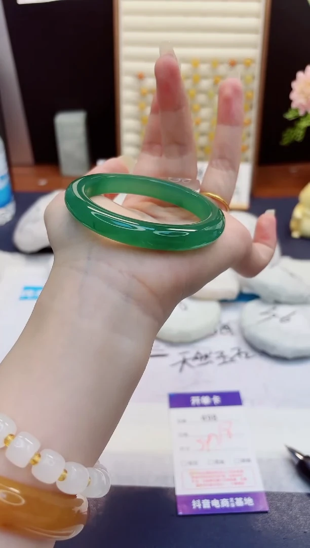 未镶嵌手镯石英质玉498-东陵玉-圈口54