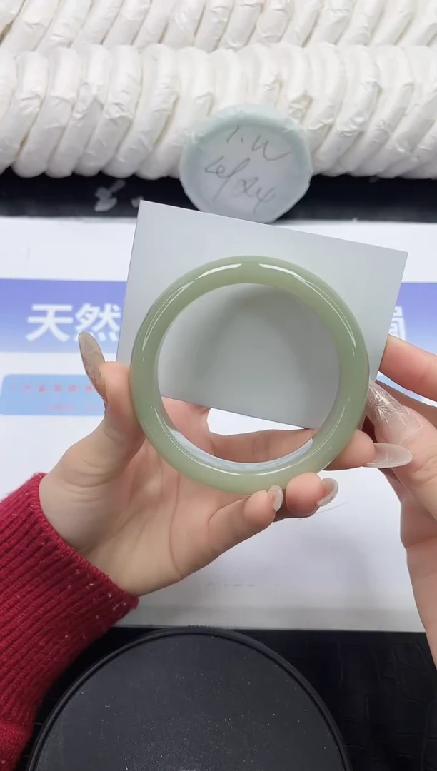 未镶嵌手镯石英质玉59-58.5