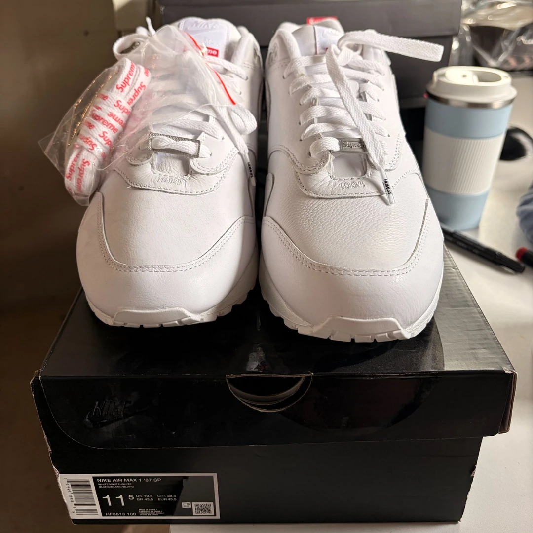 Supreme 联名 运动鞋 白色 全新未使用 45.5码