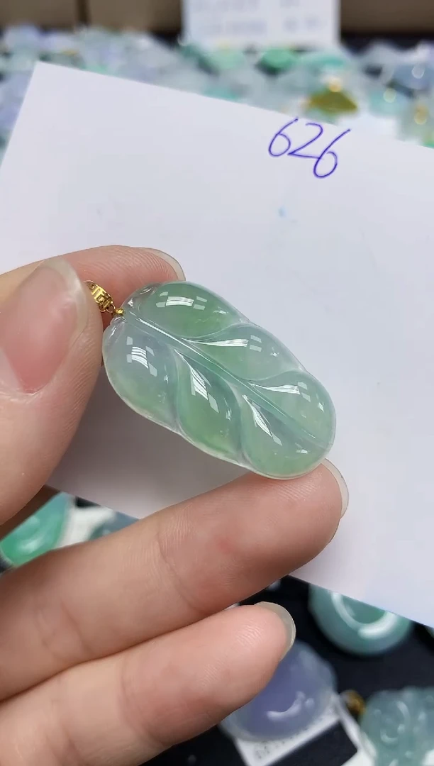 颈饰18K金镶嵌翡翠天然缅甸翡翠A货翡翠百元以上9元证书费自理