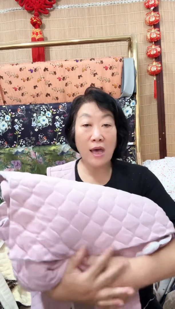 棉坎肩紫色混搭四件+四前片配片需要修剪（有残）