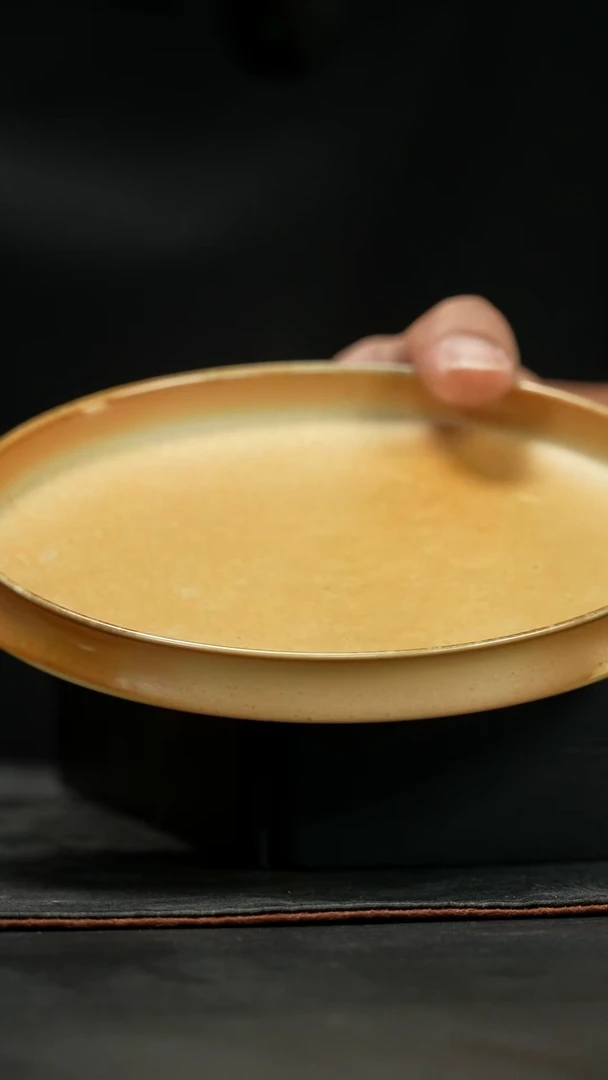 马尾松落灰壶承金色15.5cm