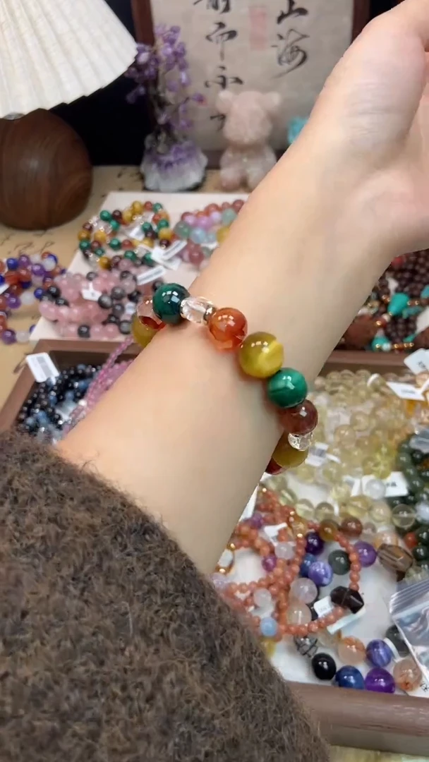 未镶嵌石英质玉手饰311