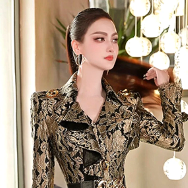 设计感修身荷叶造型门襟时尚外套2025秋季新款复合面料女神范风衣