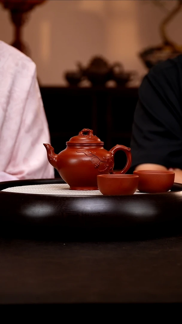 茶壶紫砂LHQ108大红泥多福报春220cc