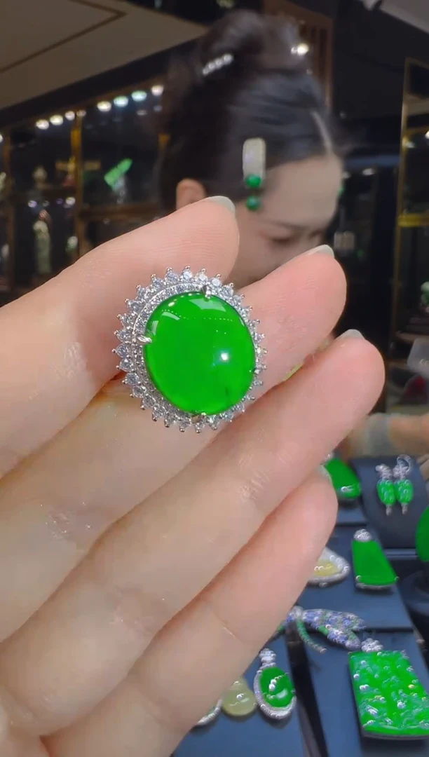 翡翠戒指银S925镶嵌002 （多样性发其一）