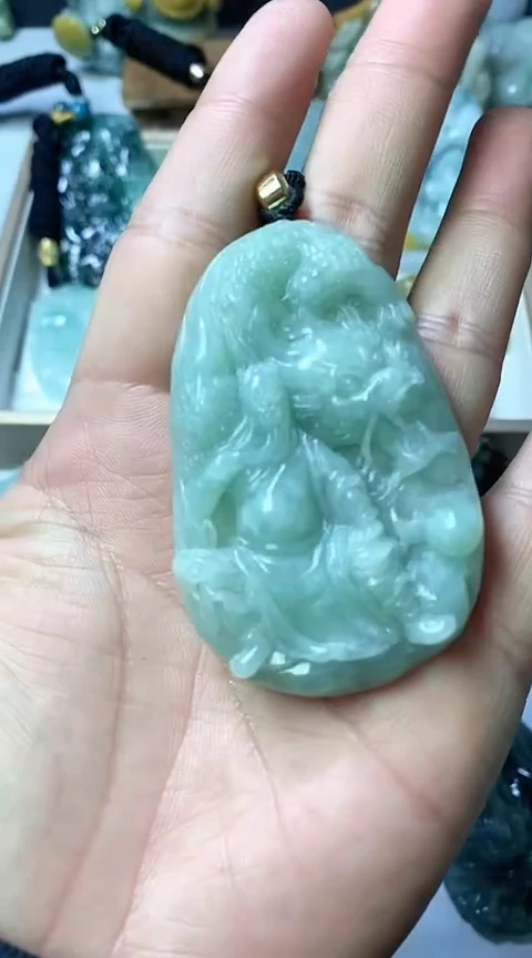 【闪购商品】翡翠颈饰未镶嵌翡翠