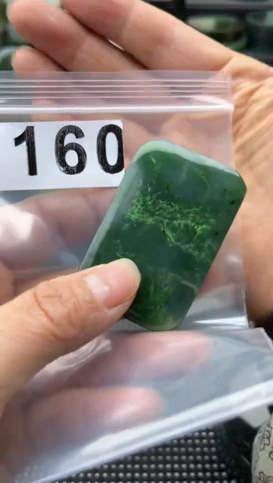 未镶嵌和田玉珠宝半成品牌子