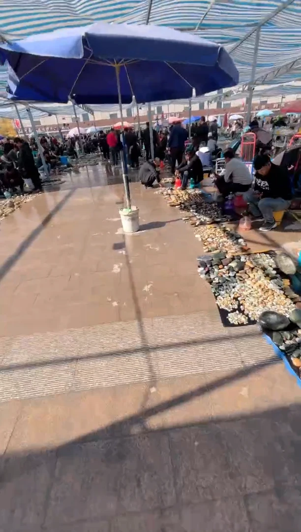 未镶嵌和田玉挂件和田玉