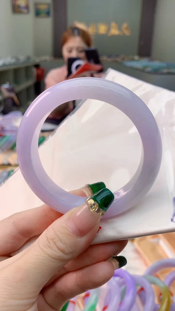 翡翠手镯未镶嵌0164507841