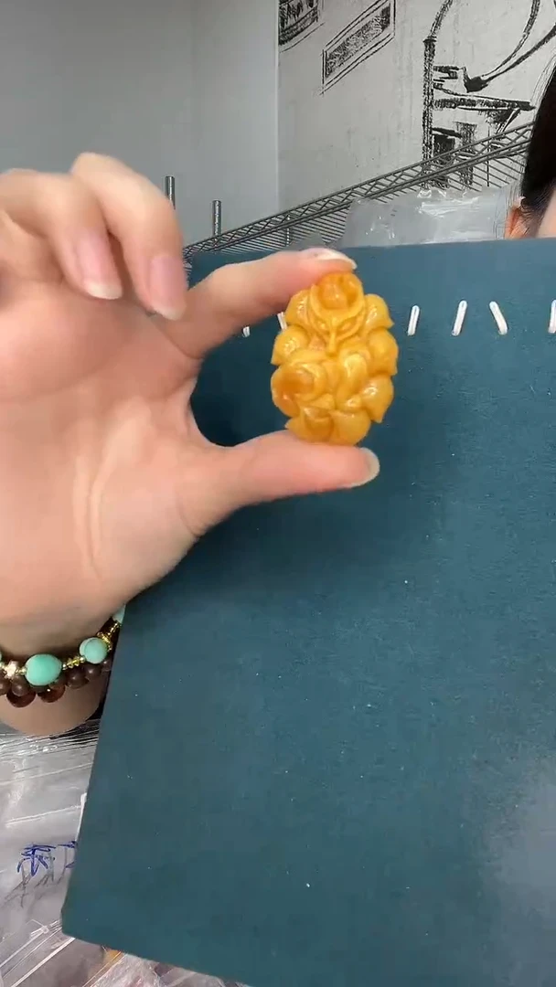 未镶嵌琥珀裸石A1707天然蜜蜡绑绳