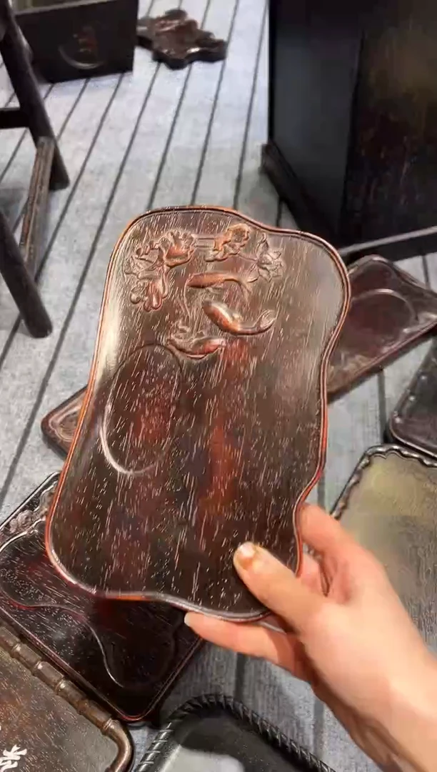 木用****宏紫檀雕刻一物一拍