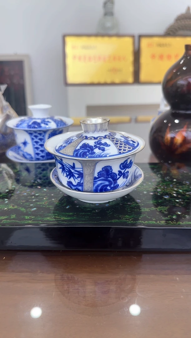 何赋森甄选——青花四君子三才盖碗