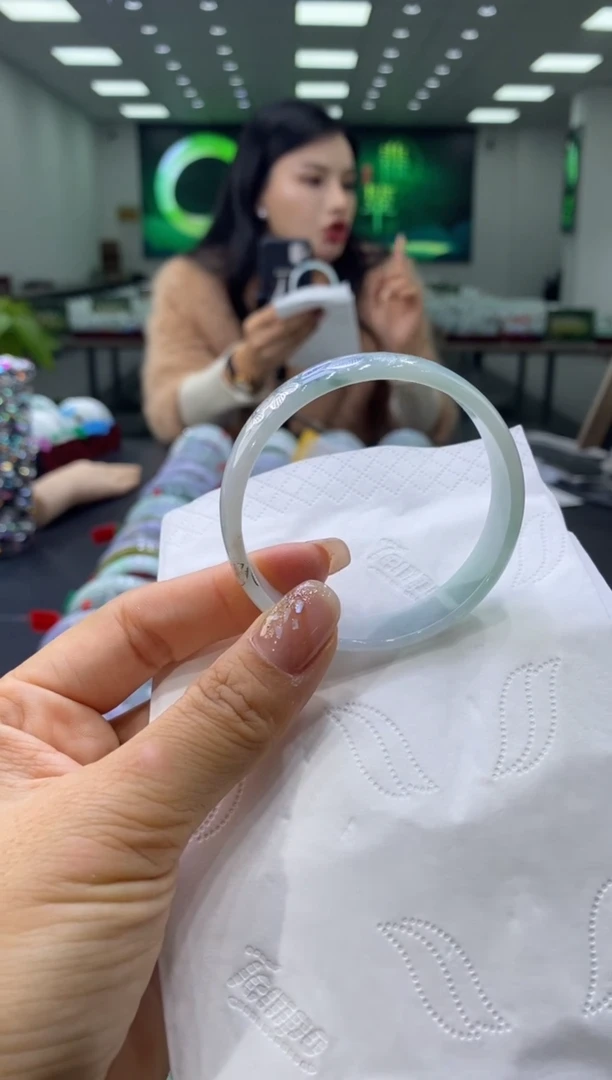 未镶嵌手镯翡翠00006252