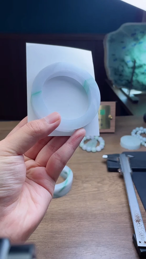 未镶嵌手镯定制翡翠w*l定制