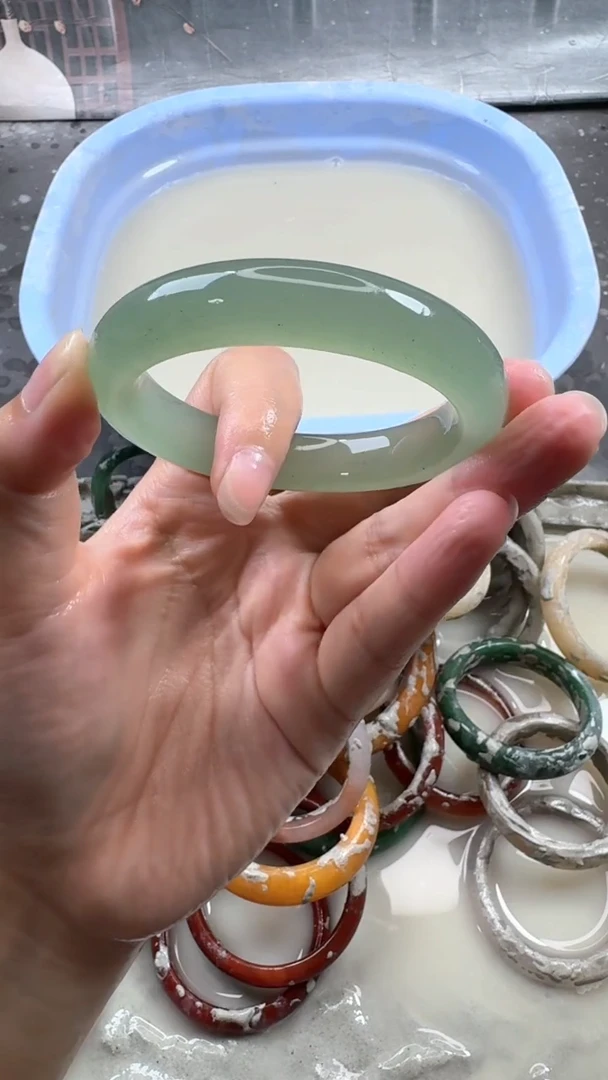 石英质玉手镯未镶嵌45