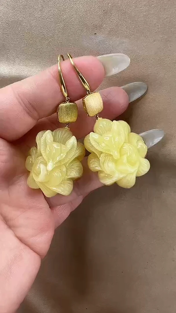 琥珀颈饰未镶嵌耳环