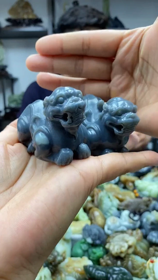 和田玉未镶嵌把件拍一发一，多样性发货