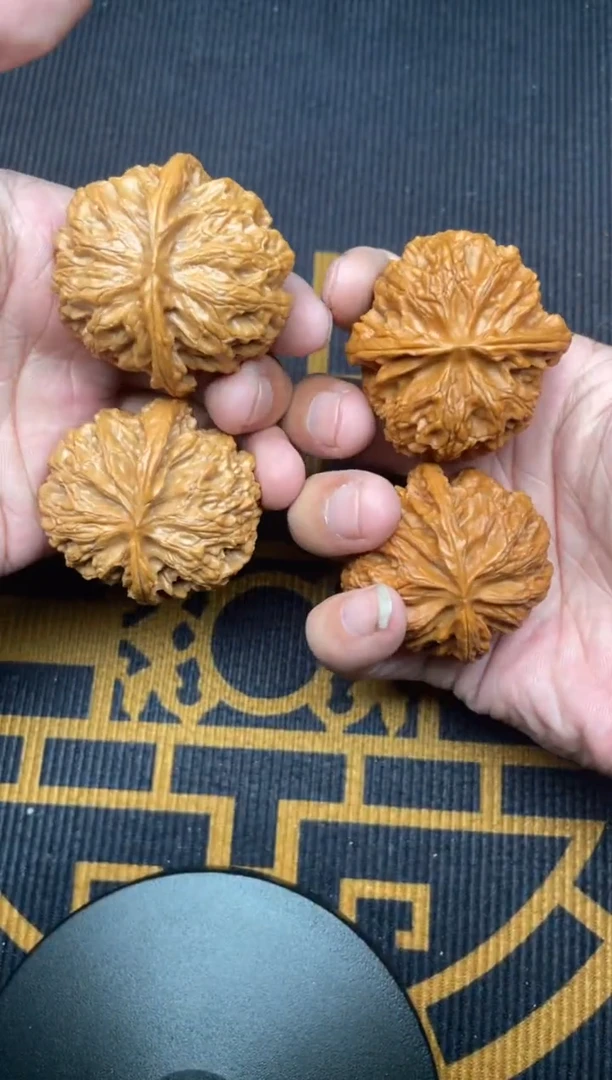 文玩核桃吊坠苹果园保43
