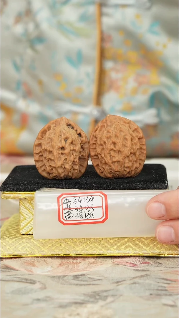 【闪购商品】文玩核桃把件非嫁接北京