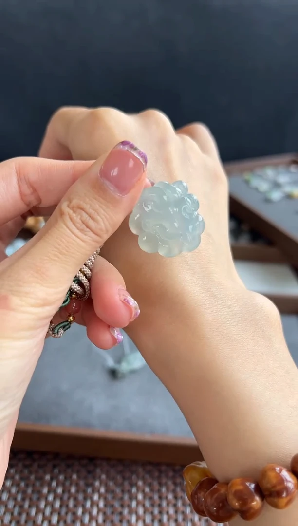 颈饰未镶嵌翡翠301买断