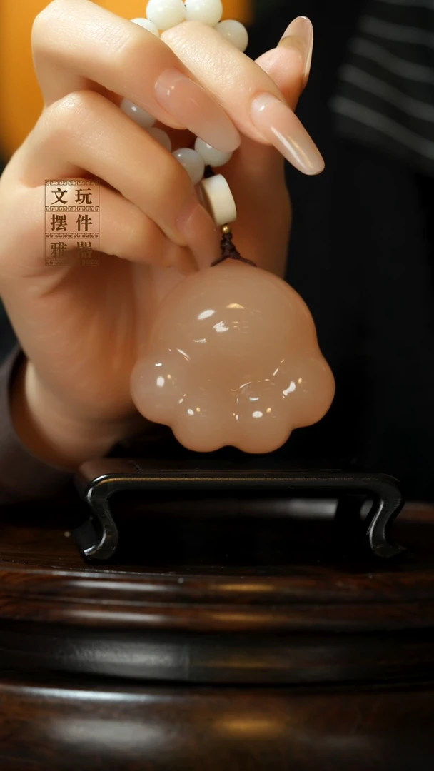 玉《小猫爪》手把件摆件