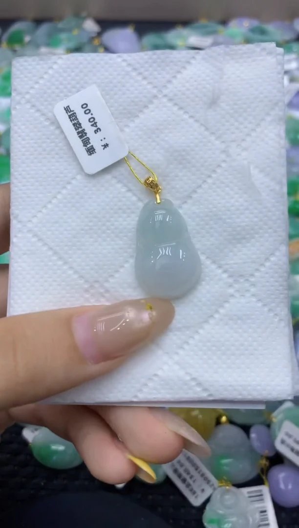 颈饰未镶嵌翡翠天然缅甸翡翠A货