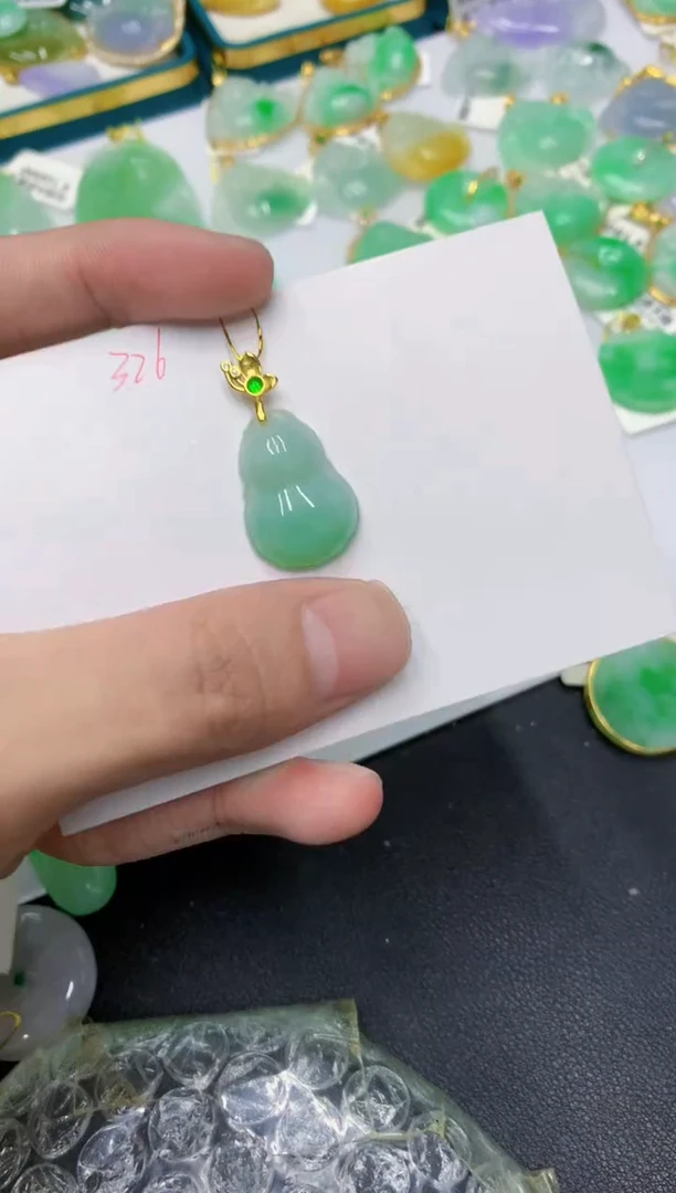 颈饰未镶嵌翡翠111111