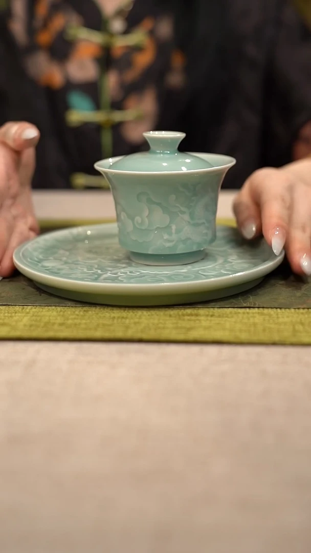 摆件是****～龙纹系列 二才盖碗+壶承