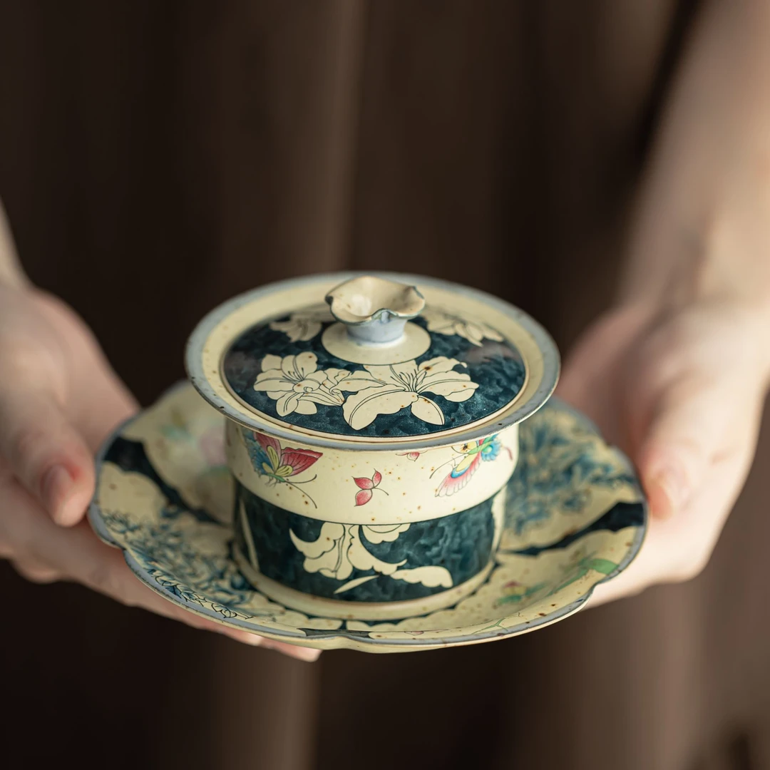 【小璟鹅】蝶舞百合-三才马蹄盖碗 仿古釉中式复古陶瓷手工140ml