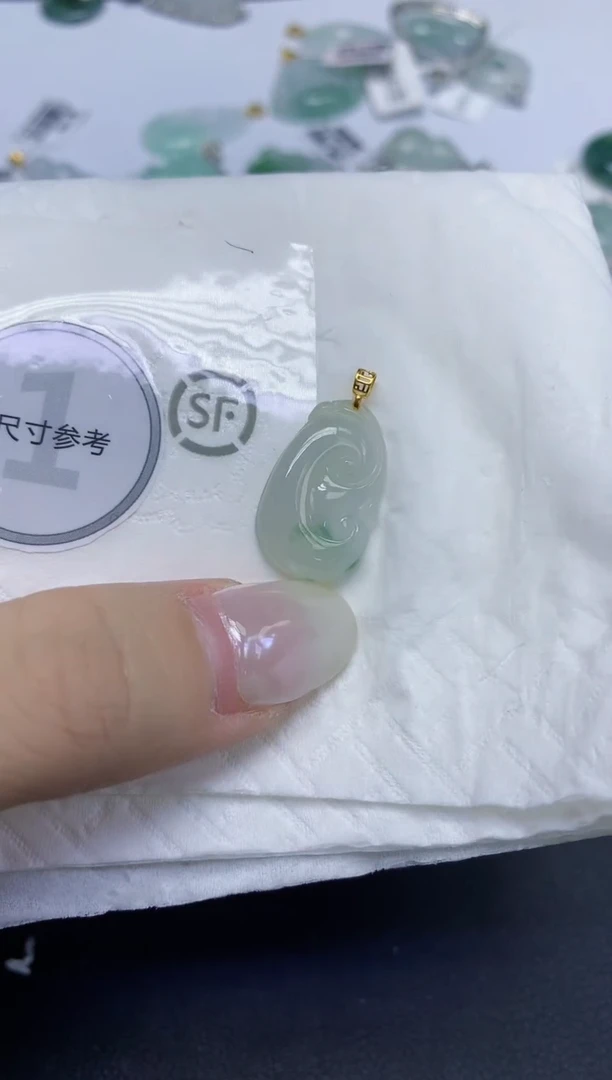 颈饰18K金镶嵌翡翠天然缅甸翡翠A货百元以上9元证书费自理