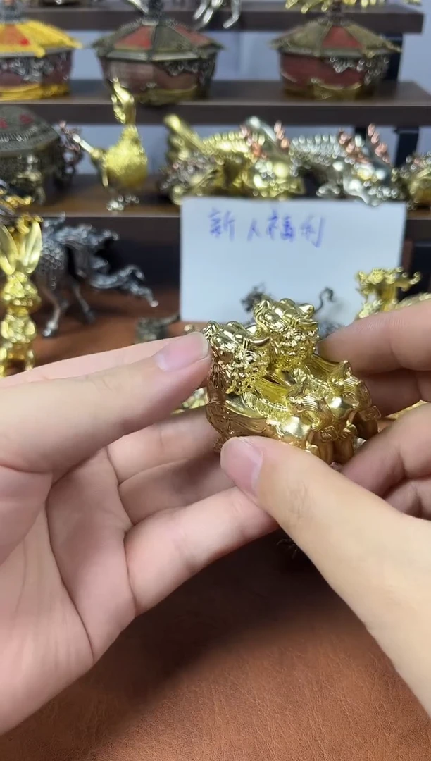 麒麟一对黄铜摆件