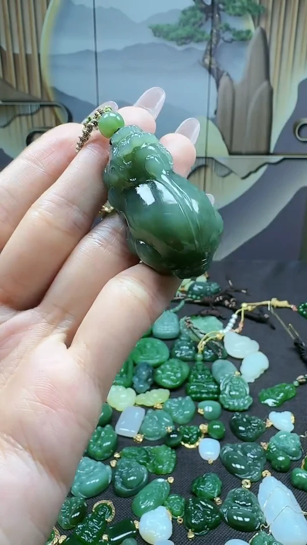 未镶嵌和田玉挂件1