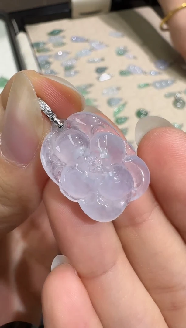 翡翠18K金镶嵌颈饰X0708-1501-419