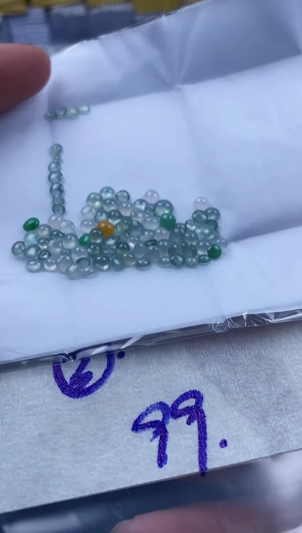 未镶嵌定制翡翠 3
