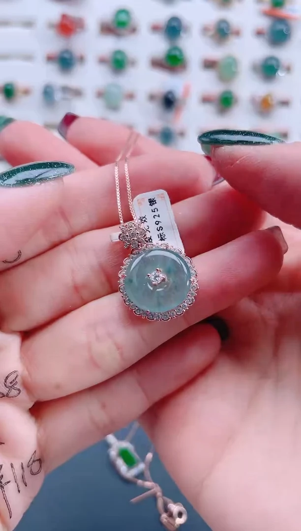 颈饰银S925镶嵌翡翠天然翡翠