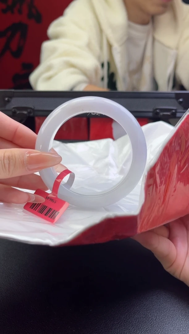 【闪购商品】翡翠手镯未镶嵌1翡翠手镯