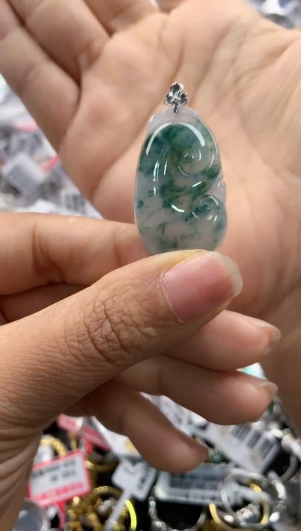 18K金镶嵌戒指翡翠555    7