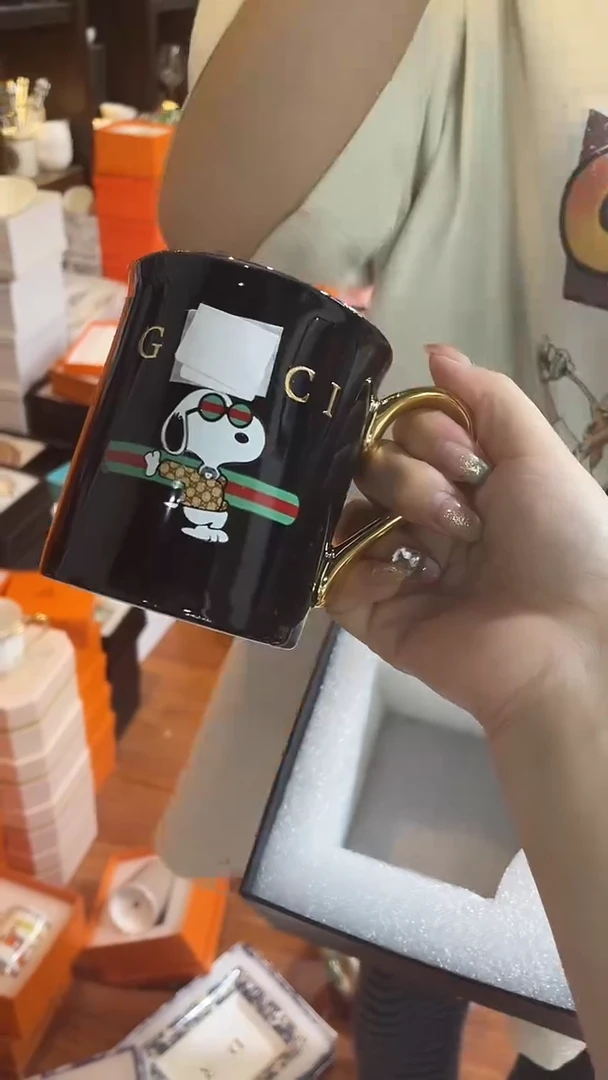 杯鸿辉家品牌瓷器，京东包邮！