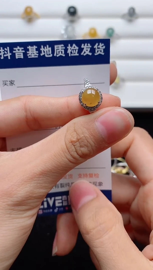 翡翠戒指银S925镶嵌......