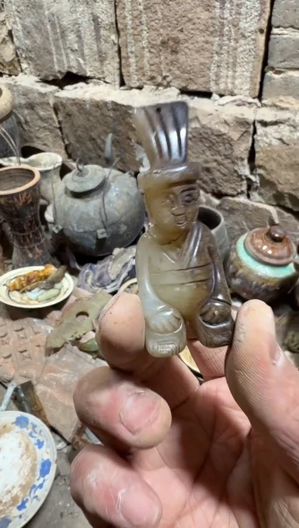 未镶嵌岫岩河磨玉（透闪石质玉）挂件玉器555555